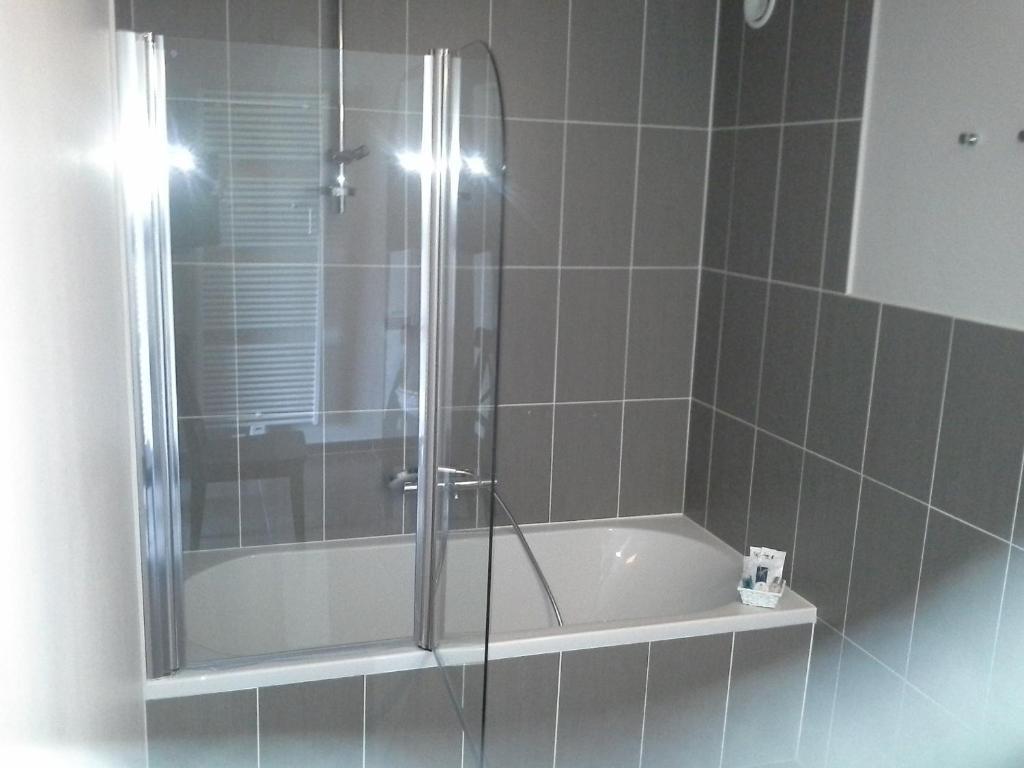 M-Otel E40 Wetteren Bilik gambar